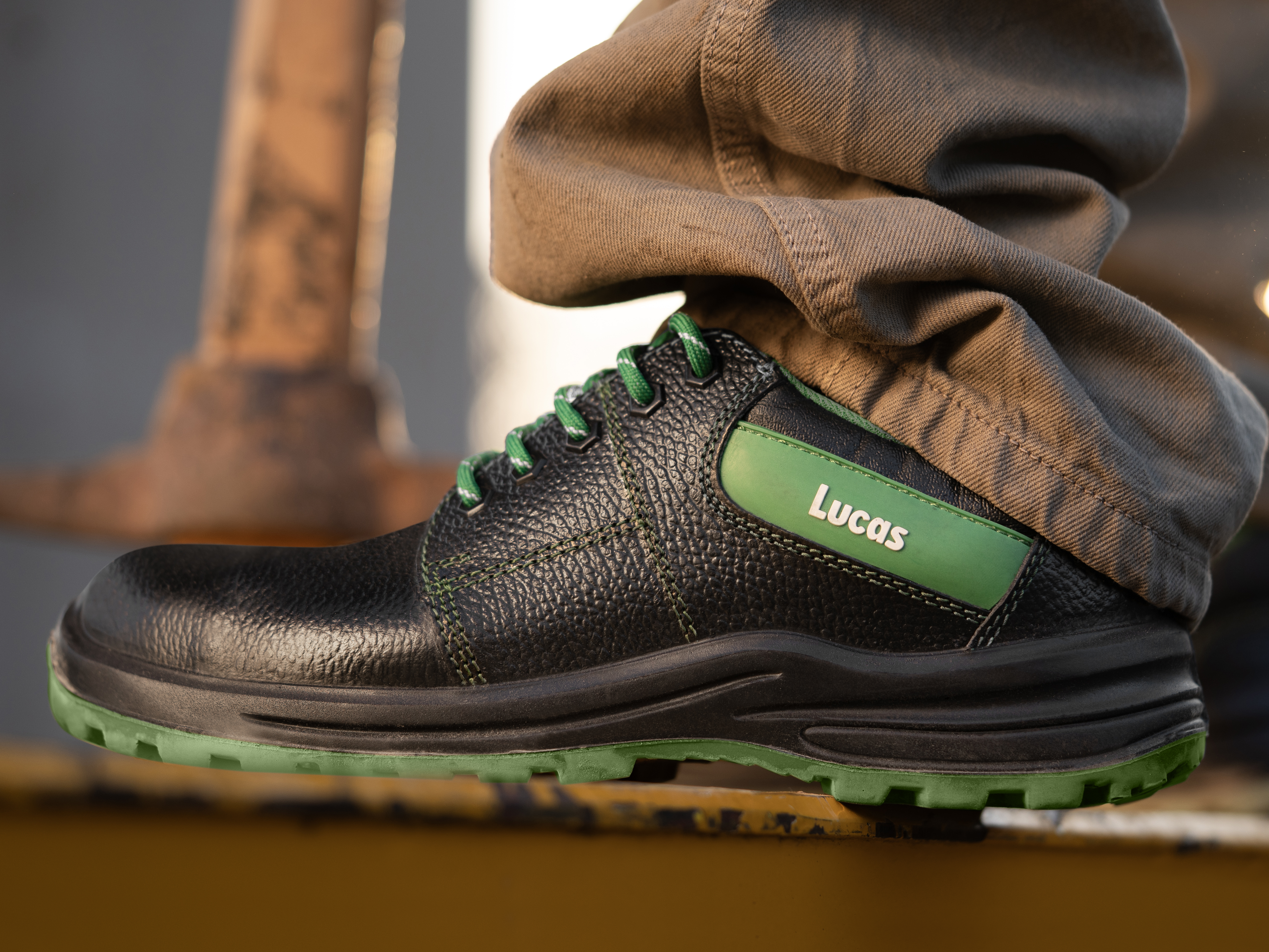 why-lucas-safety-boots-are-the-top-choice-for-professionals-in-ghana-in-2026